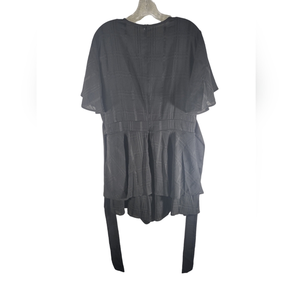 Black mini skorts dress with tie around size XL new with out tags - Picture 2 of 5